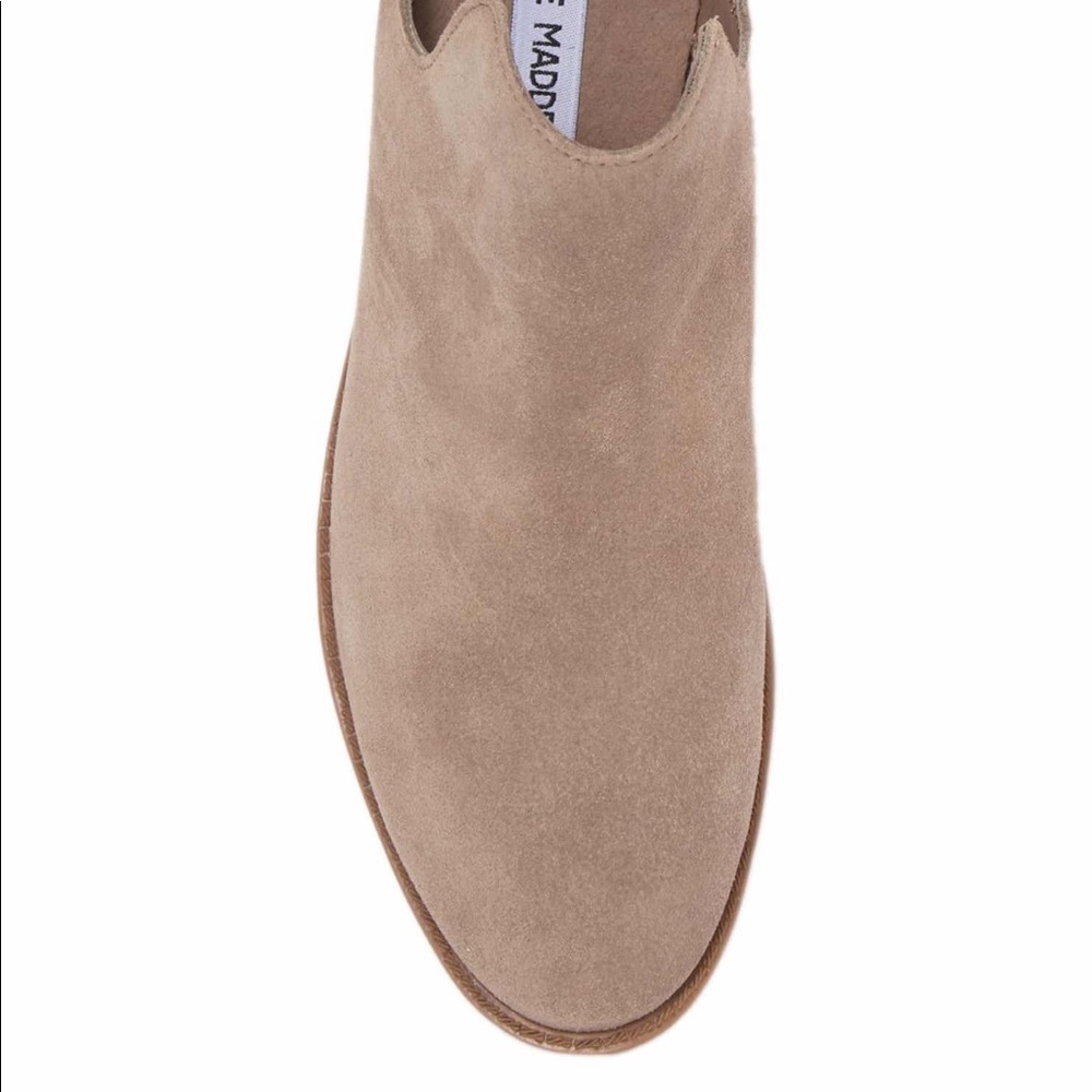 Steve Madden Laramie Suede Cutout Ankle Boot - Picture 6 of 9